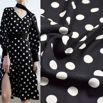  Модная черно-белая полиэфирная ткань с принтом в точку для женщины платье блузка брюки Stoffa Tuch ткань Tela DIY Ткань Шитье